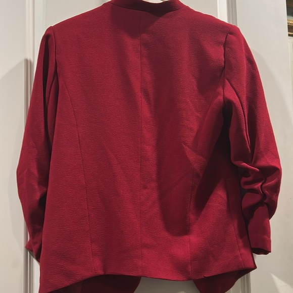Alice Blue red textured drape open lapel Blazer lined ruched 3/4 sleeves size M - Picture 8 of 8